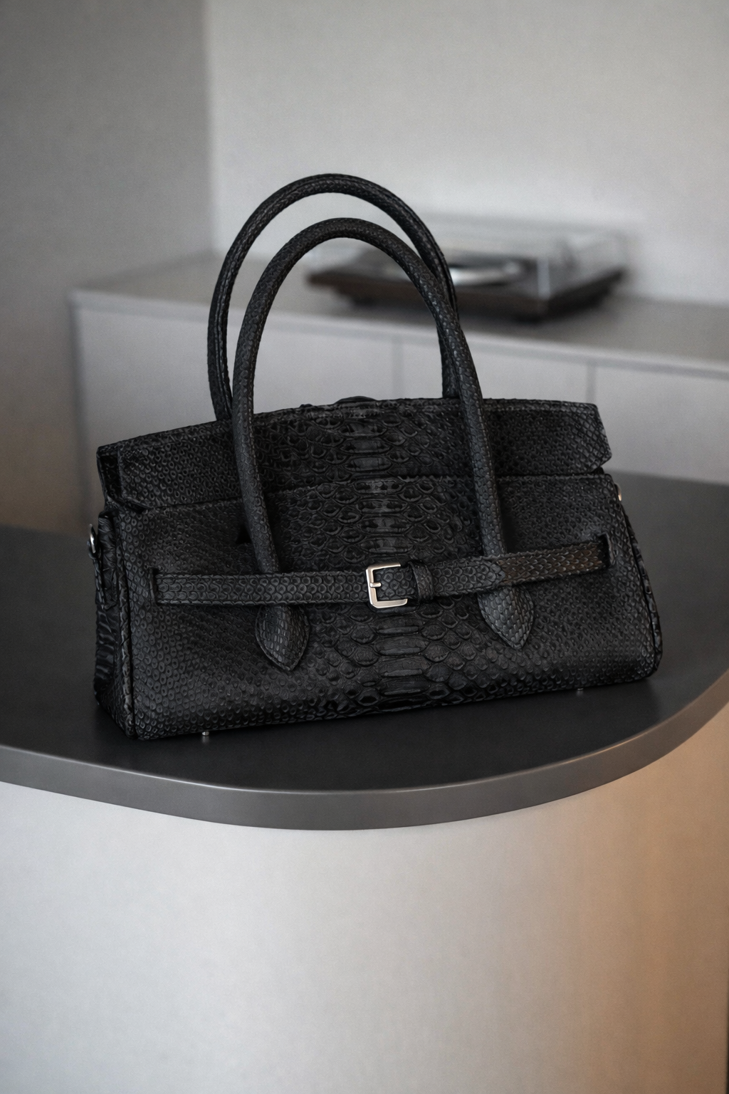Black Python Icon
