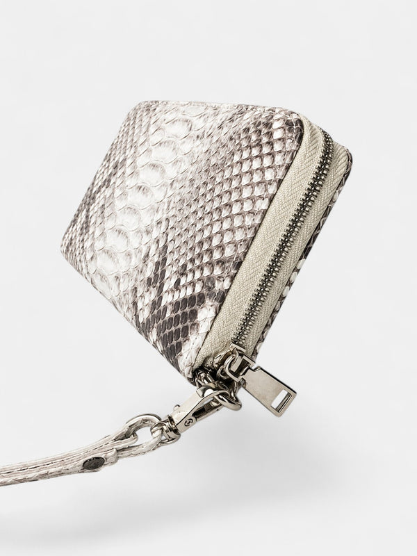 wallet nature