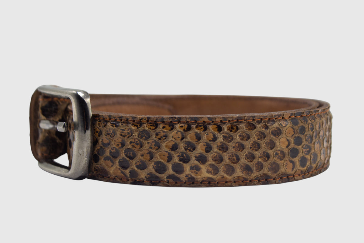 Cinturón de piel de serpiente