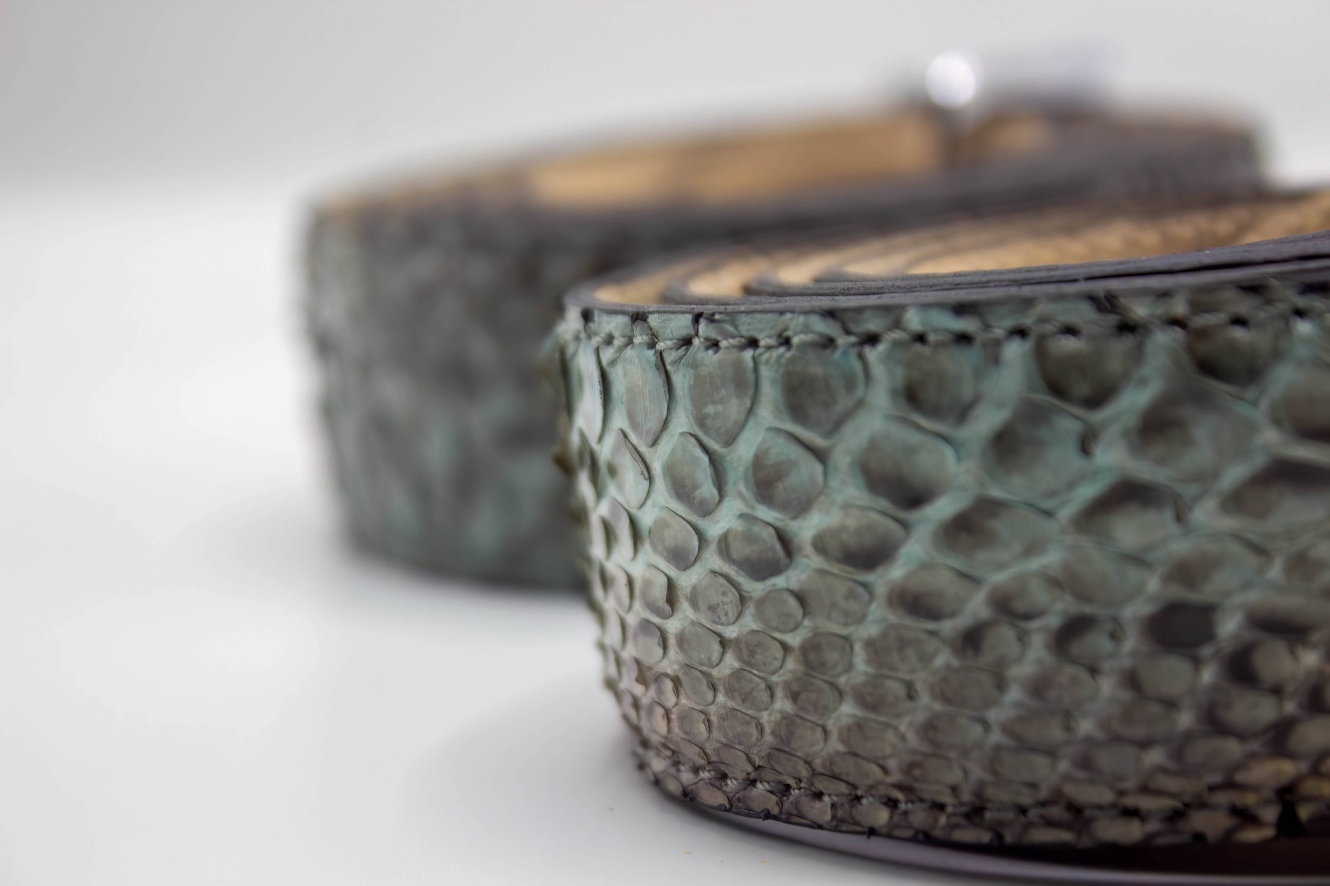 SNAKE SKIN BELT