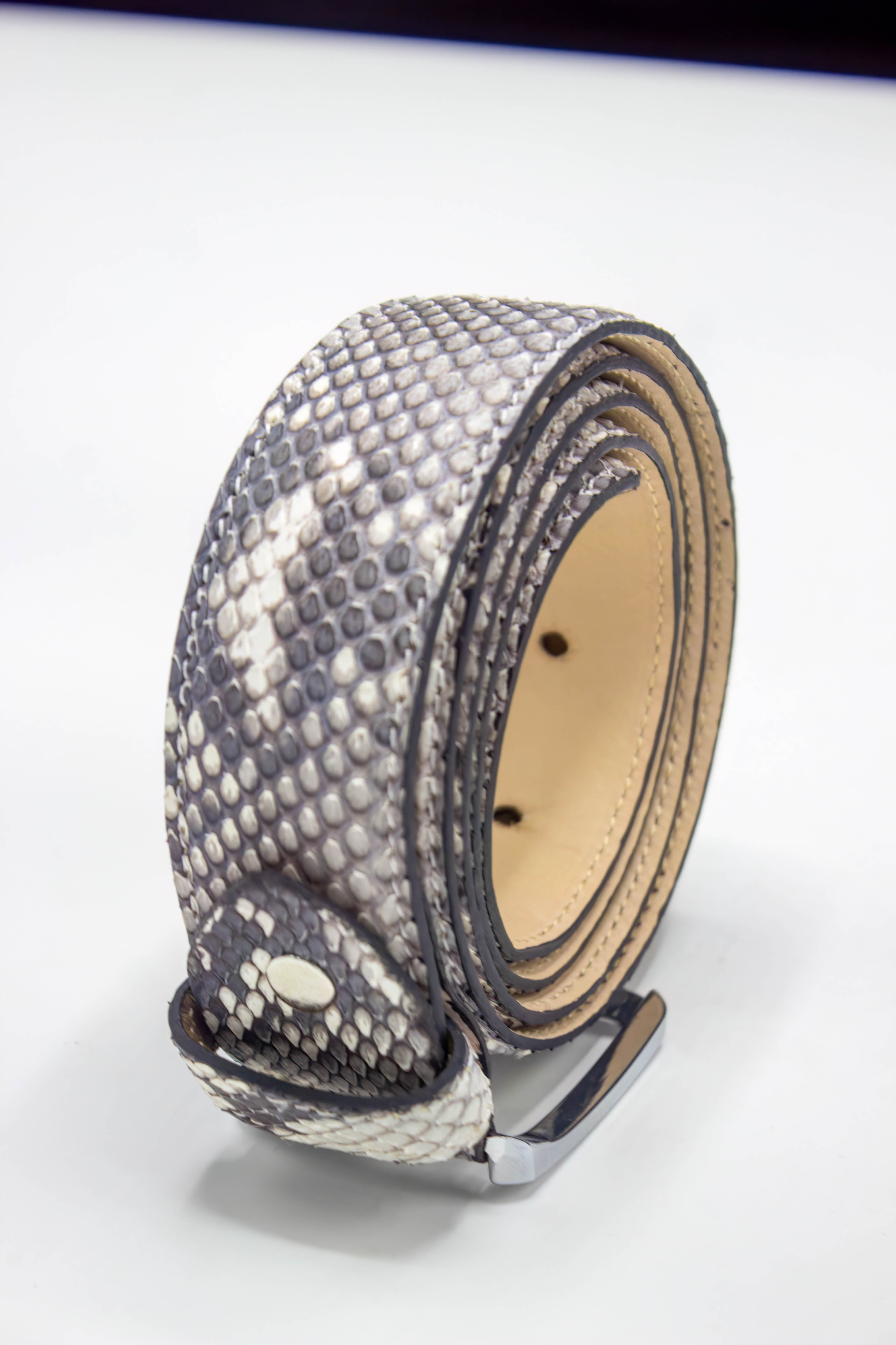 SNAKE SKIN BELT