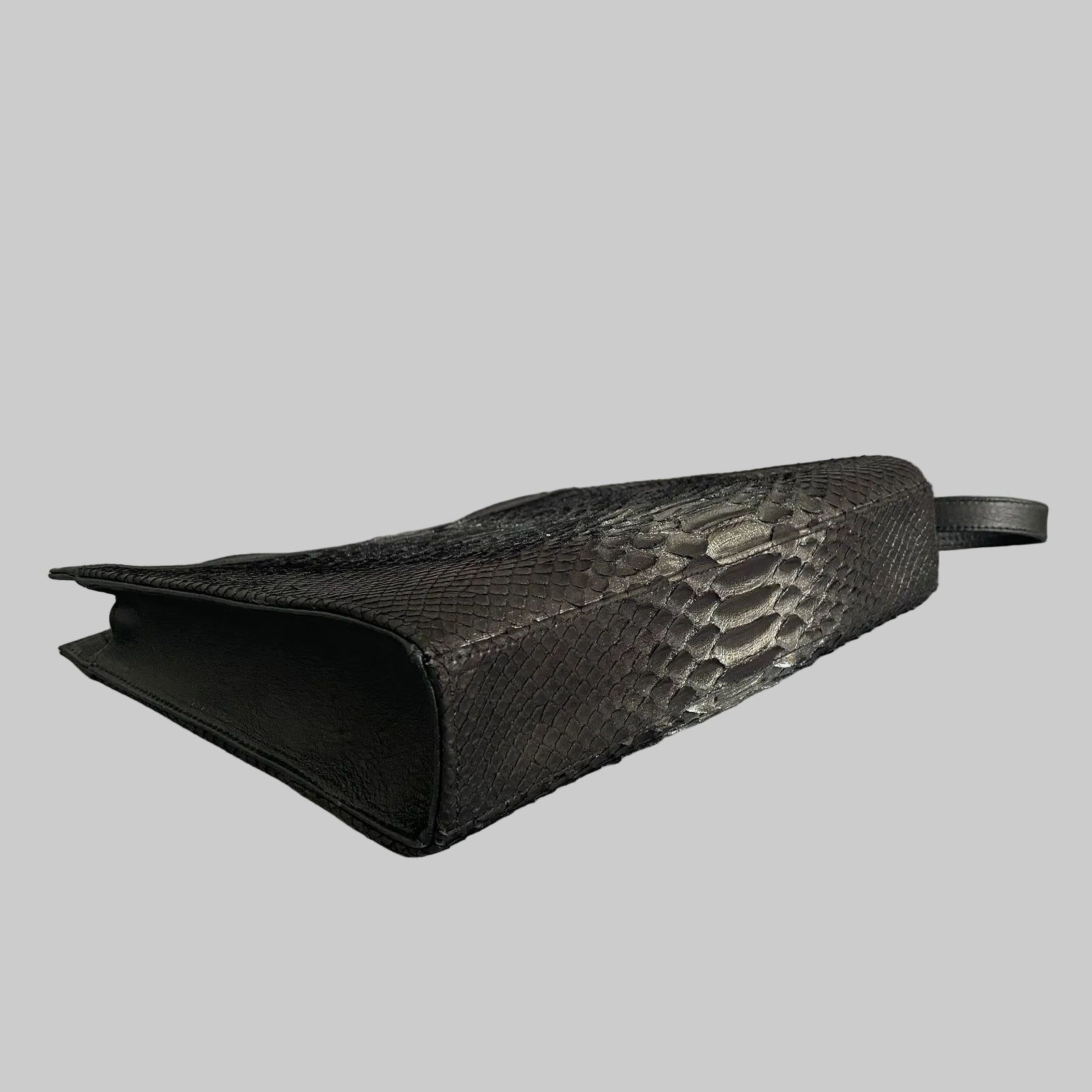 MIDNIGHT PYTHON SIGNATURE