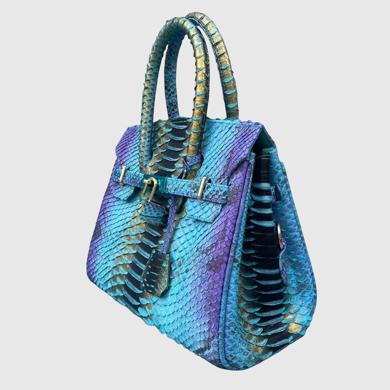 AURORA PYTHON