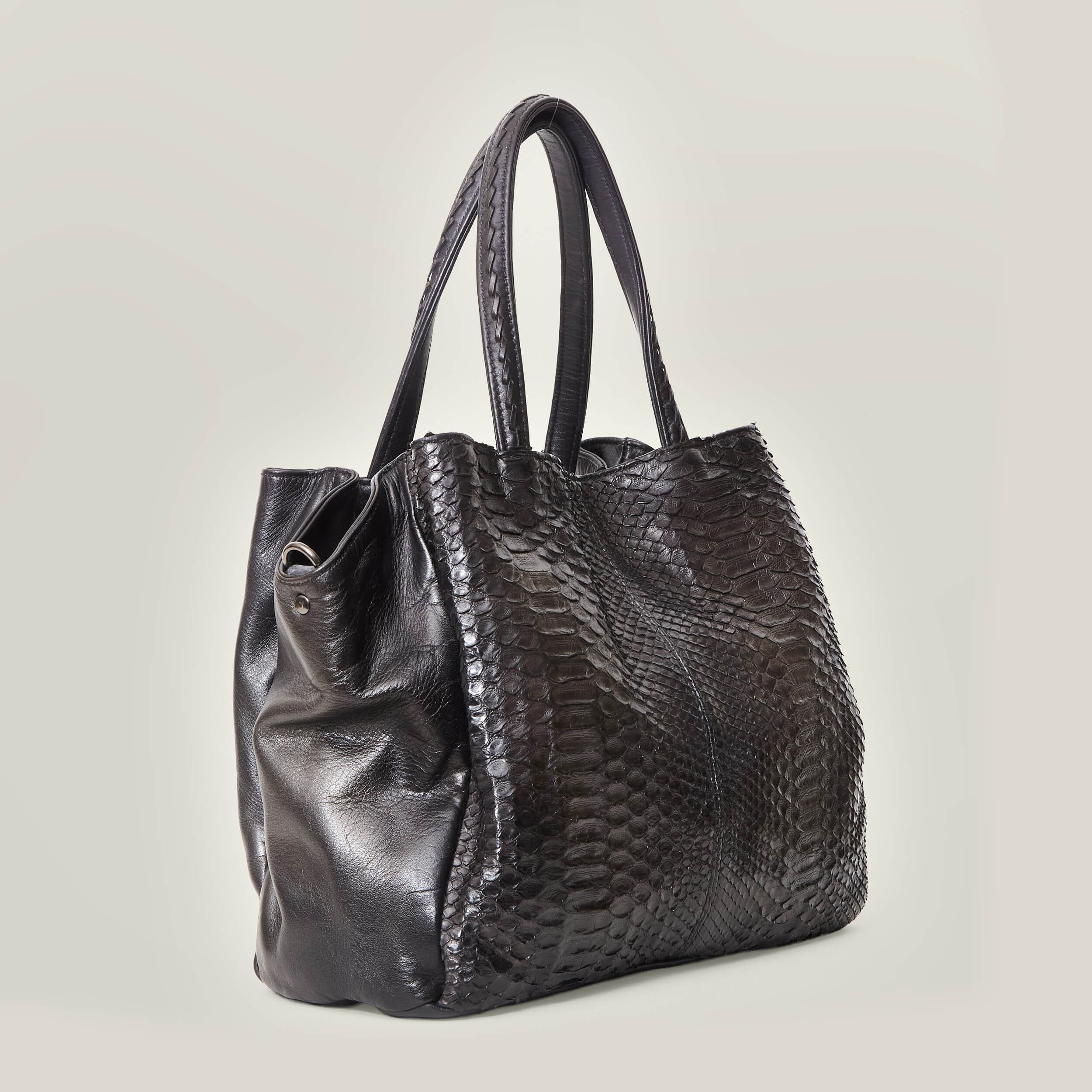 MIDNIGHT PYTHON TOTE