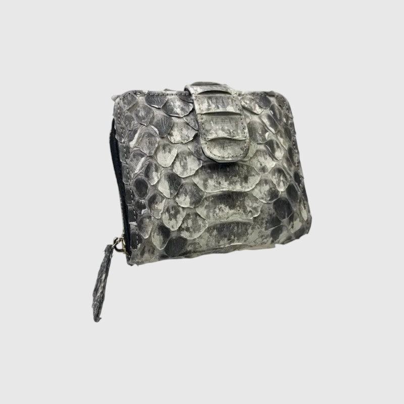 Portefeuille Leather craftman en cuir de python gris avec texture naturelle et fermeture zippée élégante