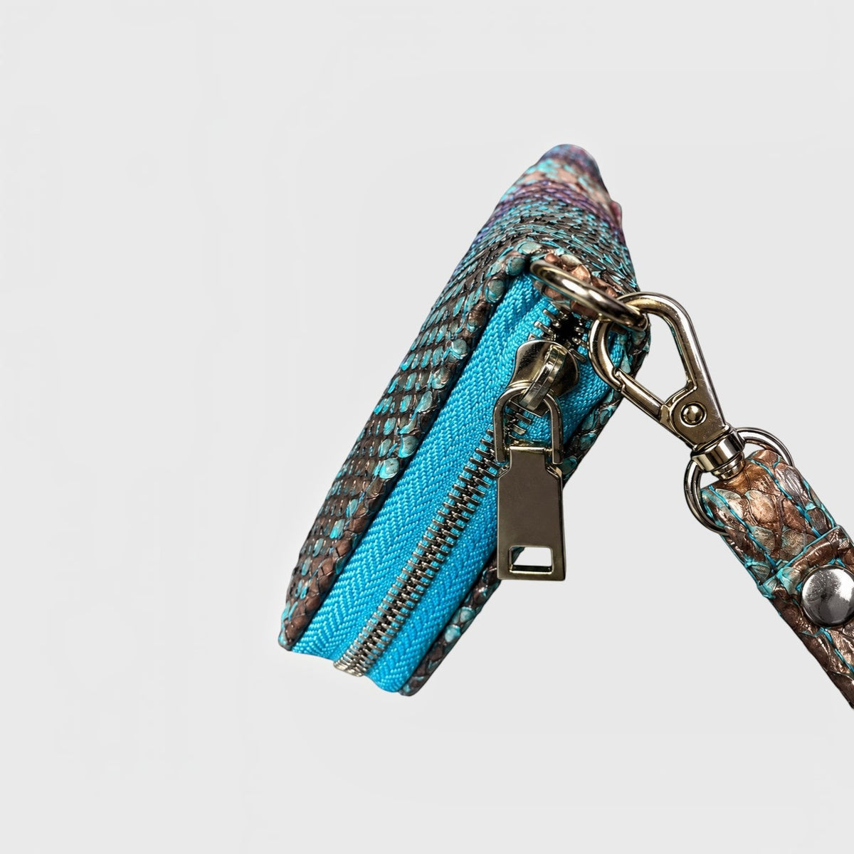 Portefeuille Leather craftman en cuir de serpent véritable bleu et marron avec fermeture éclair et dragonne