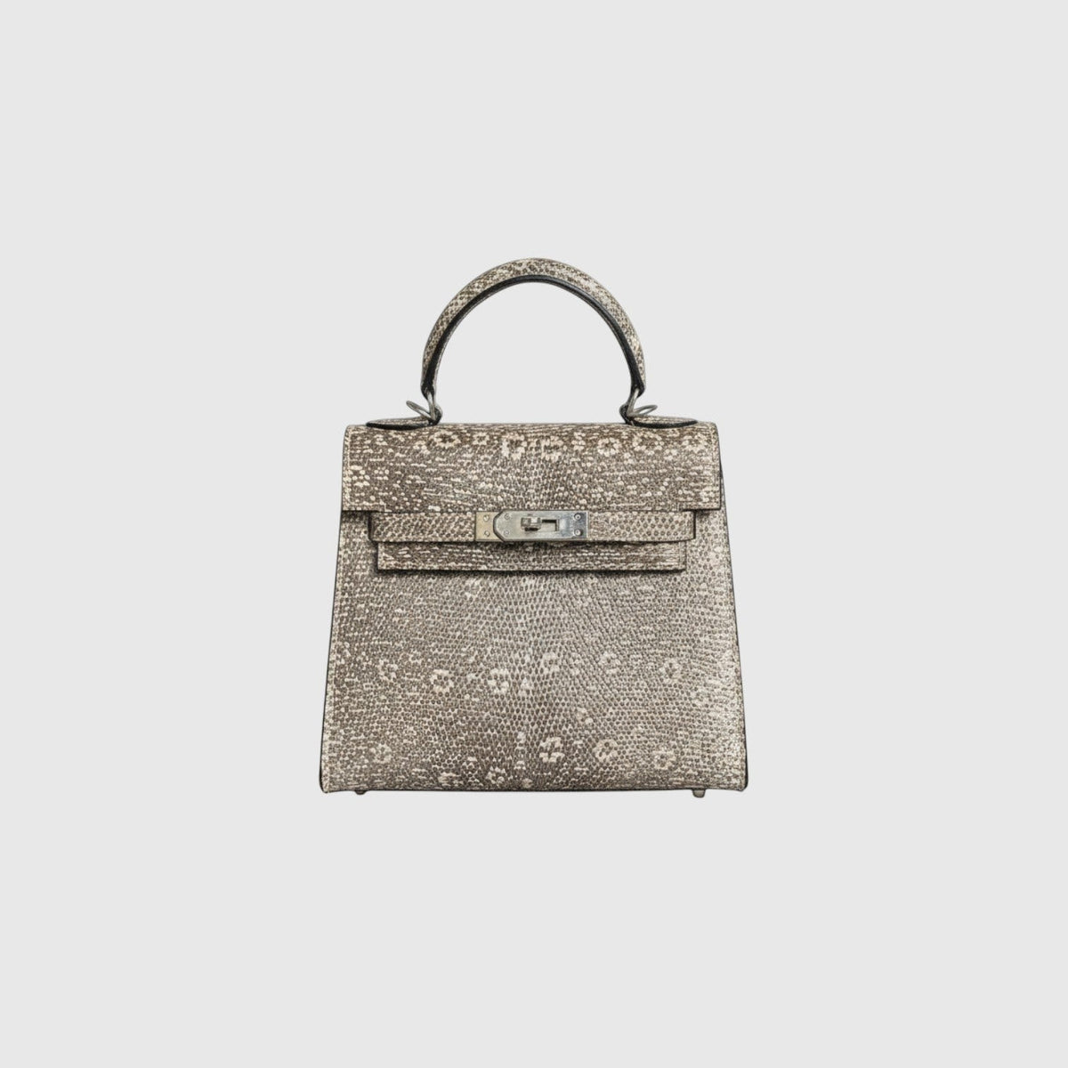 Sac à main Leather craftman en cuir de lézard beige avec poignée supérieure, fermeture à rabat et détails métalliques