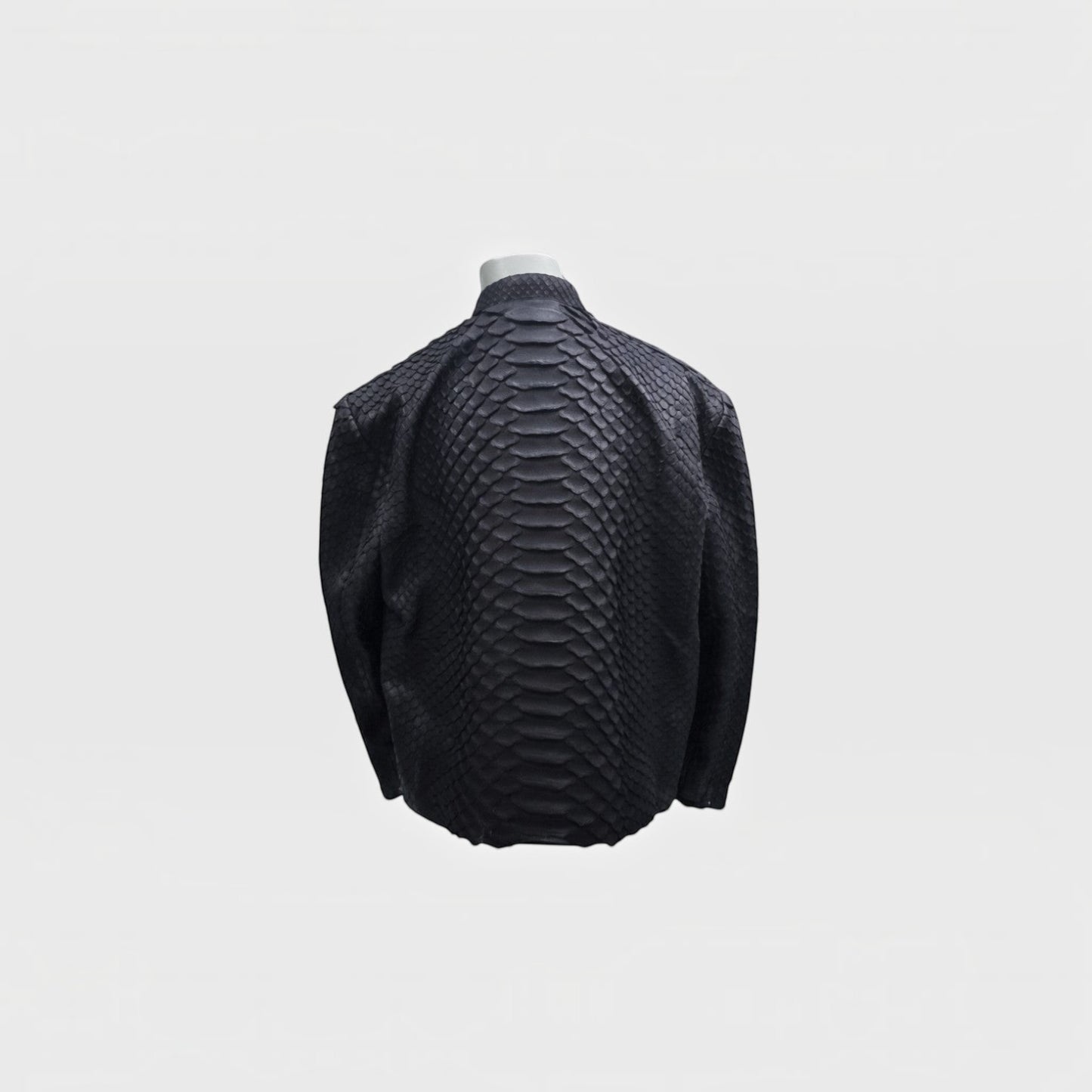 Veste Dragon Python Leather craftman en cuir de serpent noir avec texture d'écailles et design de colonne vertébrale